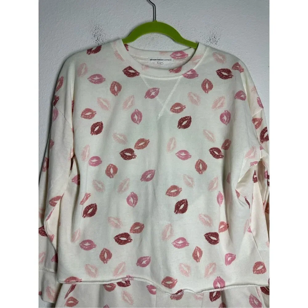Grayson Threads Womens Sleepwear Set Size L Kiss Print Top & Shorts Cotton Blend